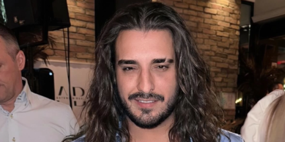 Darko Lazić šokirao promenom - Ošišao se na ćelavo, a sad... (FOTO)