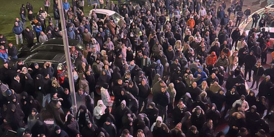 Haos: Navijači pokušali da upadnu u Beogradsku arenu (VIDEO)