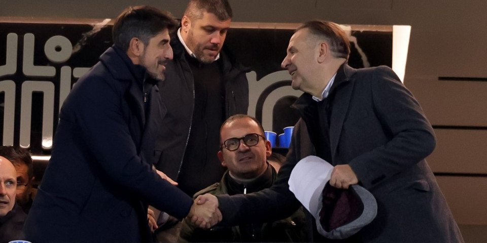 Selektor u Humskoj: Veljko Paunović gleda Partizan (FOTO)