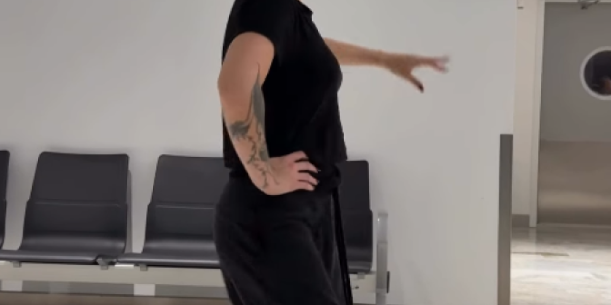 Barbara Bobak na aerodromu u Geteborgu