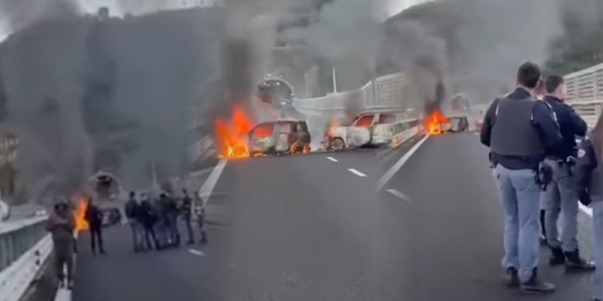 (VIDEO) Filmska pljačka veka - Ekseri i živa vatra na autoputu: Spalili sve pred sobom pa uz pucnjeve ukrali dva miliona evra