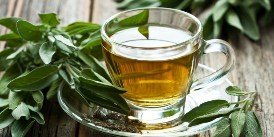 Ovaj čaj često pijemo, a gori je od alkohola: Opasan je za jetru