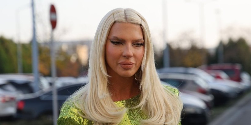 "Duško ne plaća alimentaciju": Jelena Karleuša otkrila da sama izdržava ćerke