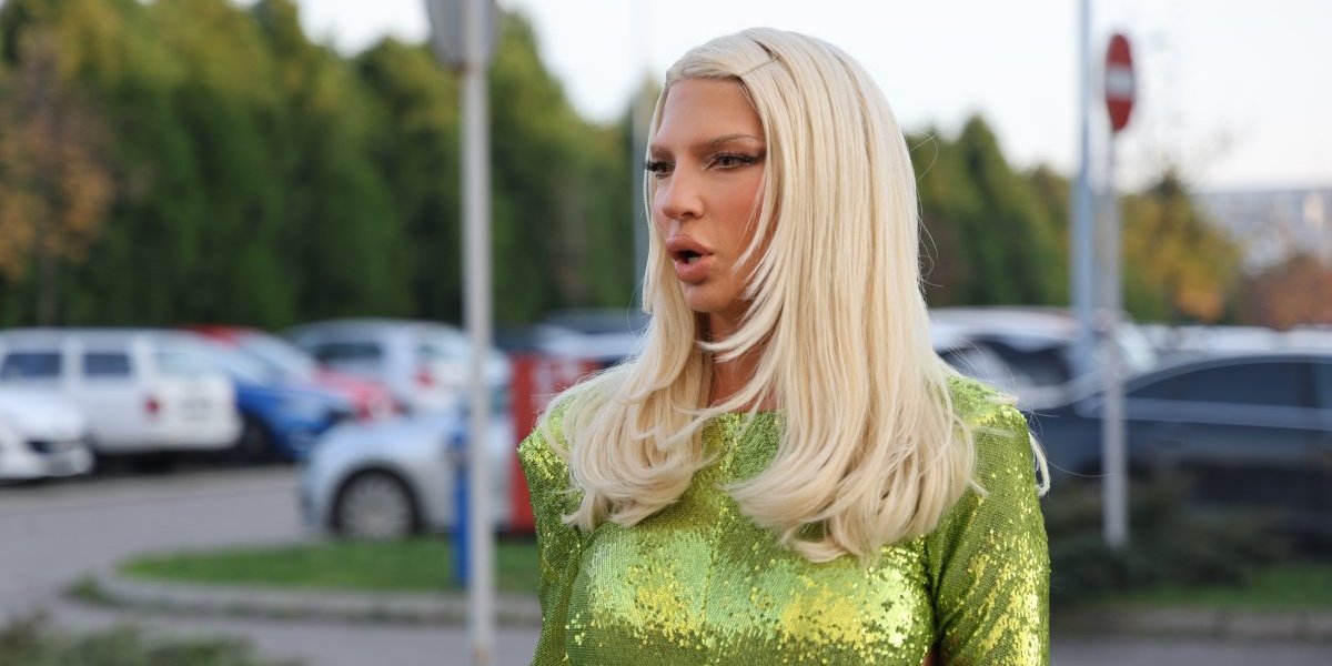 "Jeftini poeni jeftinih pevača": Karleuša osudila mržnju Tompsona i Severine