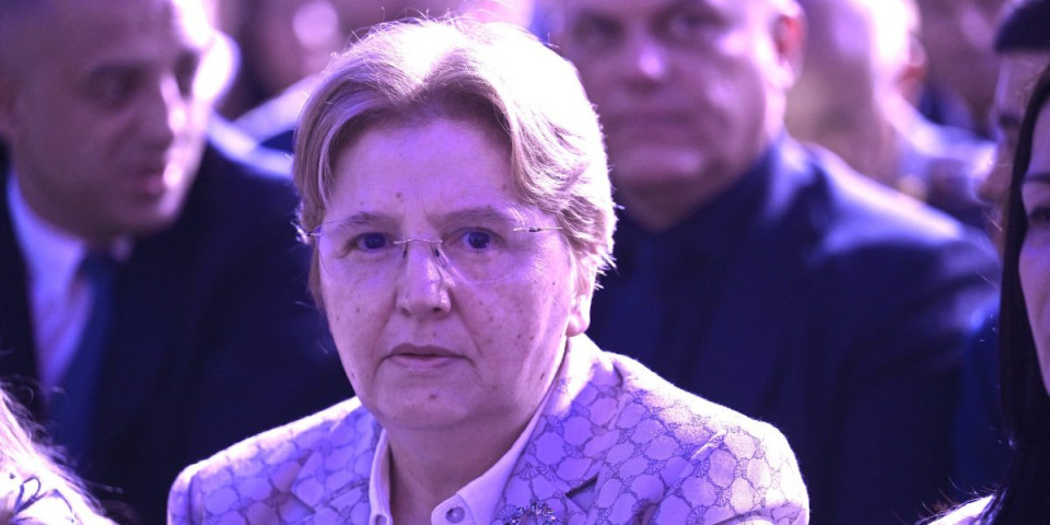 Udarno! Zbrisala Zagorka Dolovac - pogledajte gde je snimljena i u čijem društvu (FOTO)