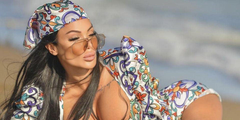 (VIDEO) Najskuplje plaćeni silikoni: Tamara Đurić provocira, vrelo poprsje u prvom planu