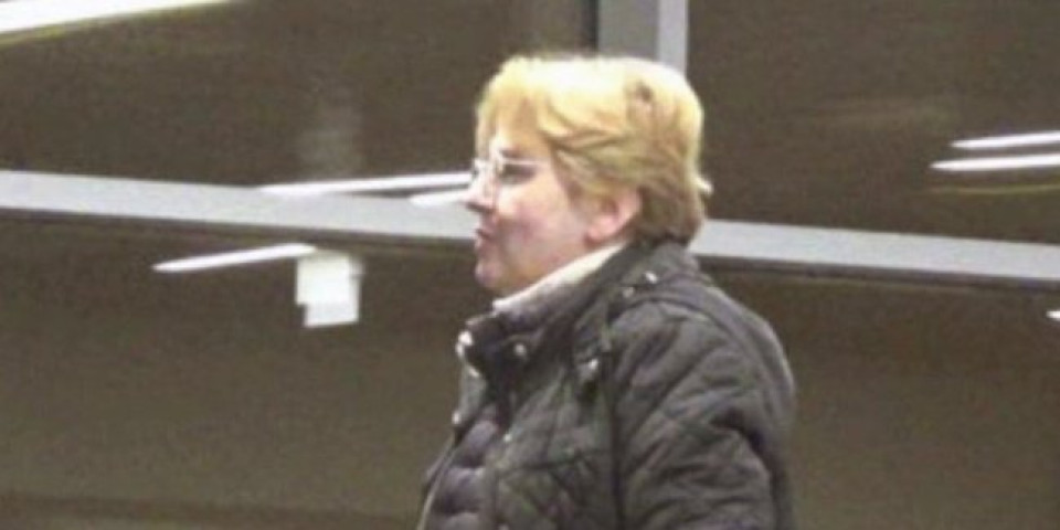 (VIDEO) Šok snimak! Dolovac nonšalantno prišla američkom ambasadoru i izustila ovo!