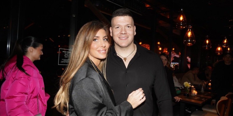 "Ono što je oženio Sloba, ja ni laserom ne bih pipala": Pevačica oštro o Radanovićima