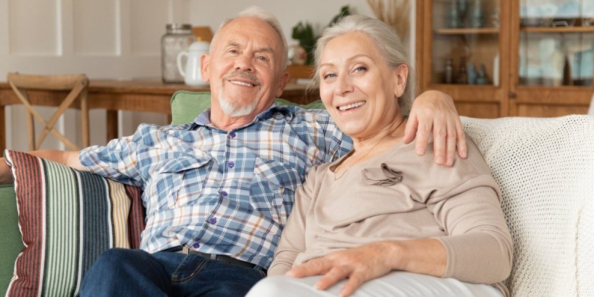 Ima 63 godine, udata je i uživa u svingeraju: Spava za noć sa 14 muškaraca, a evo kako je reagovao muž