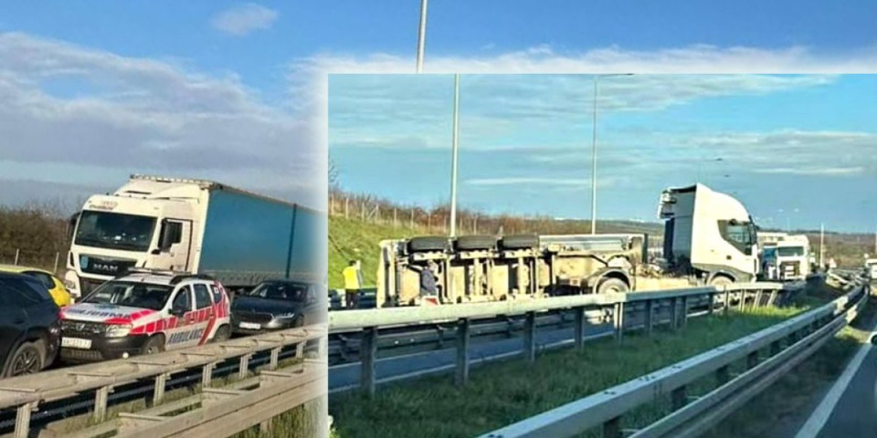 Prevrnula se prikolica na obilaznici oko Beograda: Totalni kolaps- saobraćaj paralisan (FOTO)