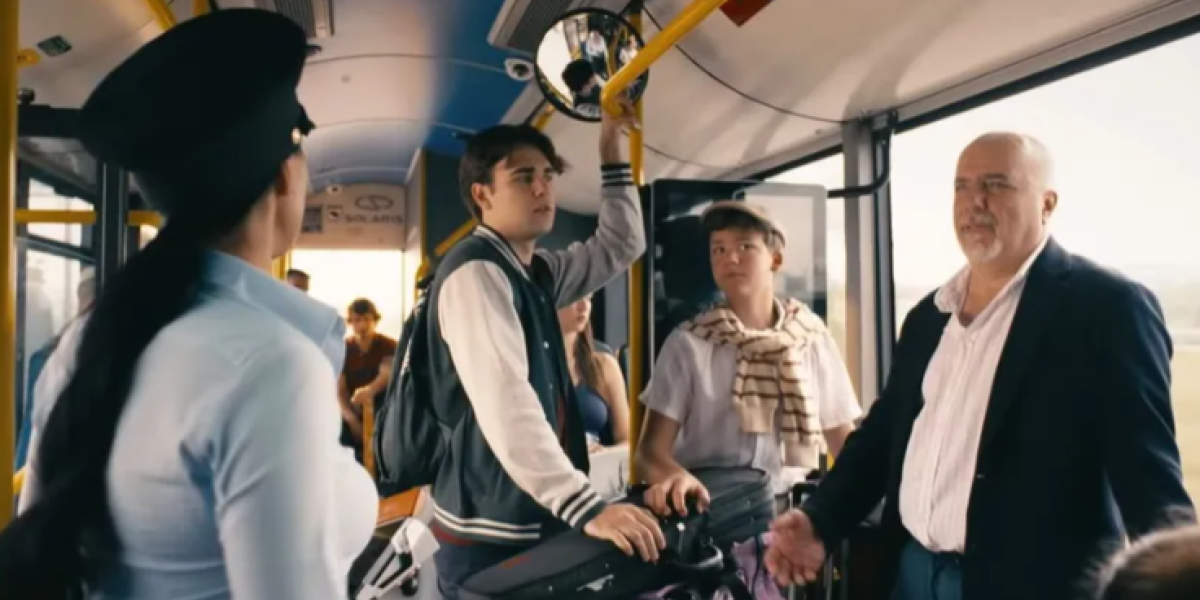 Popularna pevačica u "Povratku Žikine dinastije": U filmu je kondukterka (FOTO)