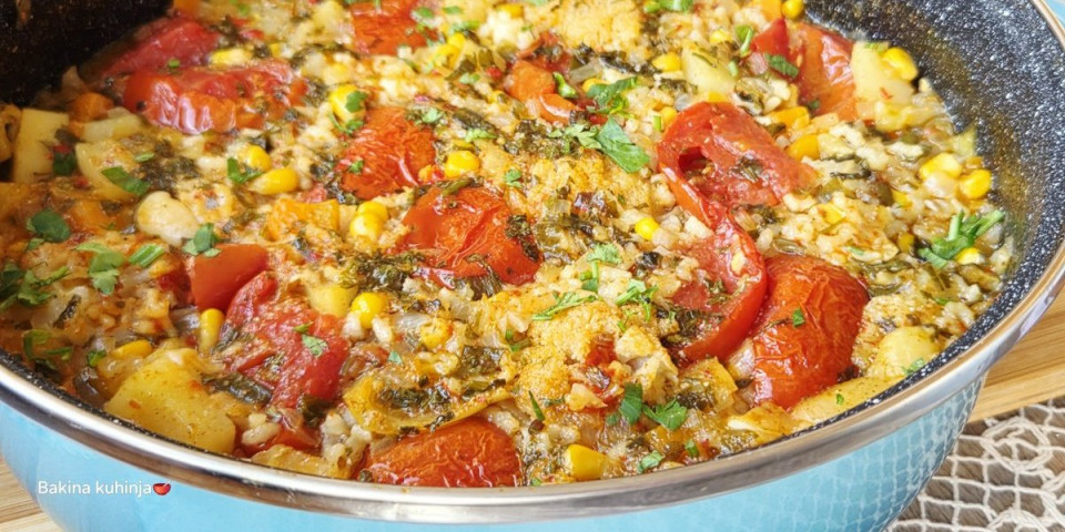 Posni đuveč: Ručak koji osvaja na prvu kašiku i sam se kuva (VIDEO)