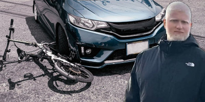 Mladić Ensar Martinović (25) nastradao je pre tri dana u teškoj saobraćajnoj nesreći u gradu Evijk u Holandiji.