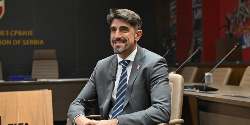 Oglasio se Paunović nakon novog ugovora: Da se protivnici plaše i imaju respekt prema nama (VIDEO)