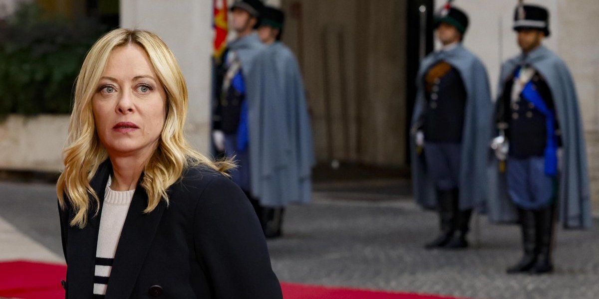 Meloni povukla crtu: Škole više ne otvaraju vrata porno glumcima i drag kraljicama (VIDEO)