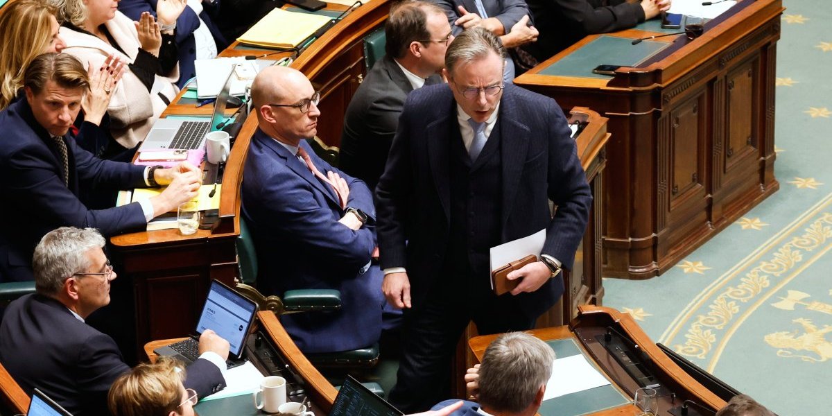 (VIDEO) Ovacije za premijera Belgije zbog Rusije: Odbio diktat EU i poslao žestoku poruku elitama iz Brisela