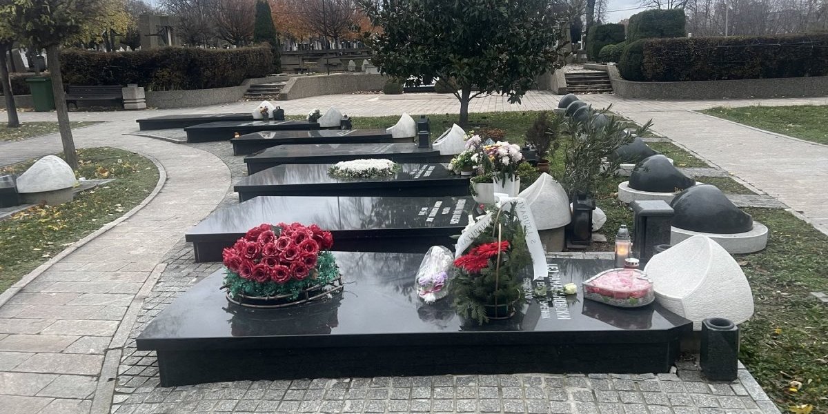 Grob Džeja Ramadanovskog