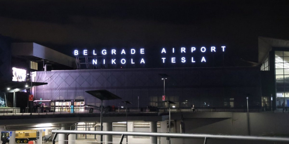 Zaplenjena roba iz 19. veka na aerodromu "Nikola Tesla": Evo o čemu je reč (FOTO)
