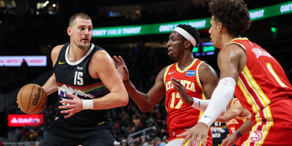 Pa, šta radi Nikola Jokić? Srbin nestvarnom partijom srušio Atlantu posle -23 (VIDEO)