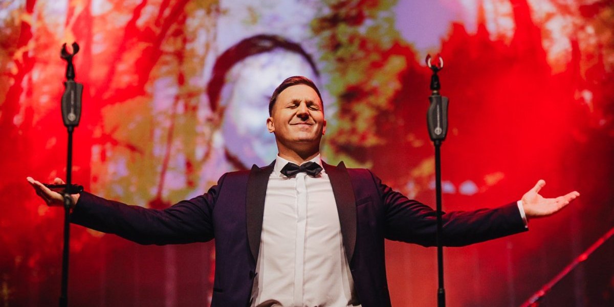 Lušin priredio veliko iznenađenje na koncertu: Pevačica prolila reku suza