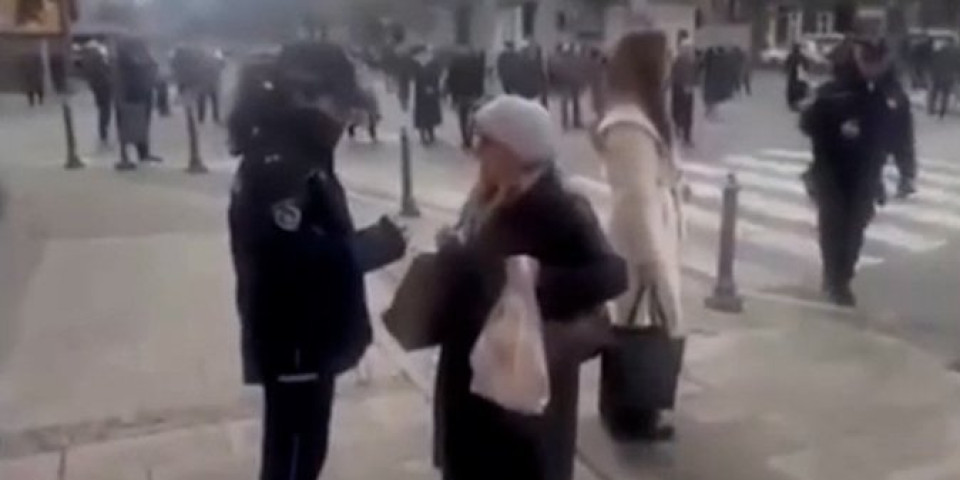 Apsurd dana: Baka obolela od kancera upozorila na blokadere - policija je odmah legitimisala (VIDEO)