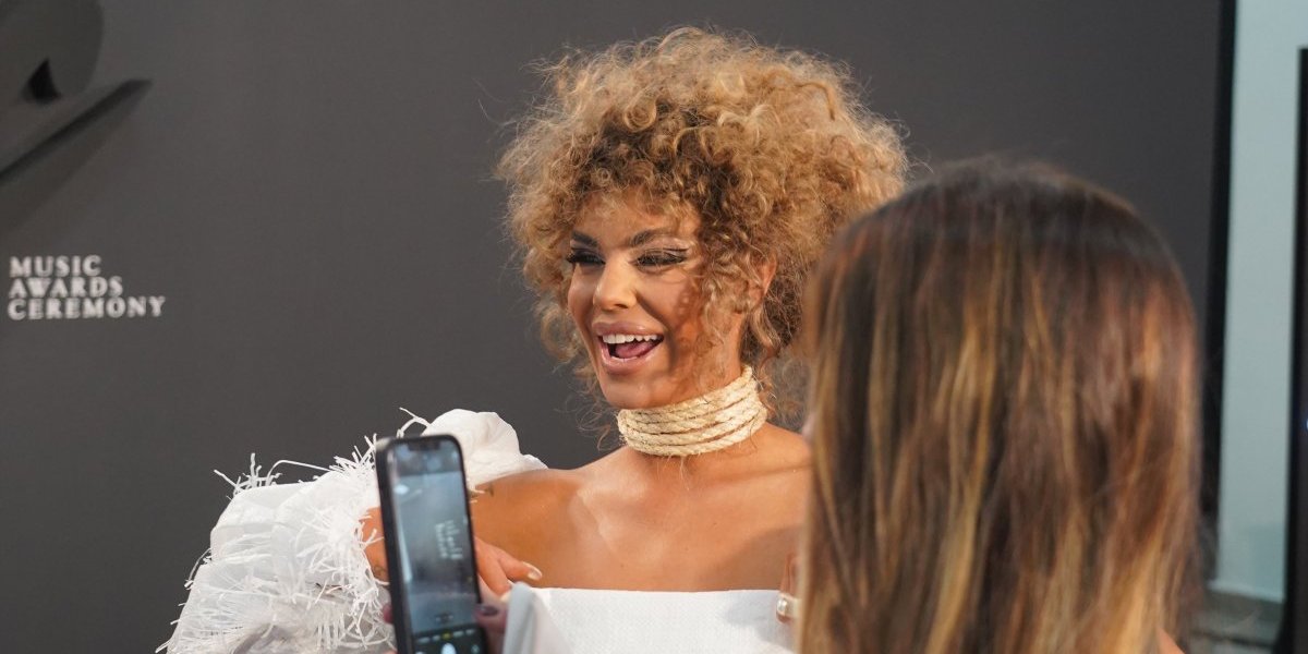 Skandalozno: Brat Mine Vrbaški je u stvari njen sin? Šokantne tvrdnje tresu Balkan