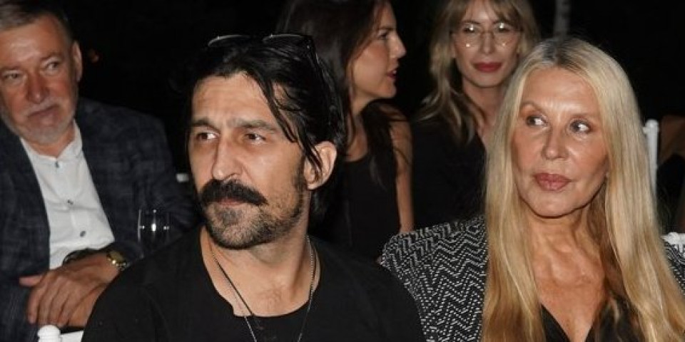 "Skidaj venčanicu, diži noge":  Veljko otkrio detalje prve bračne noći sa Vericom Rakočević