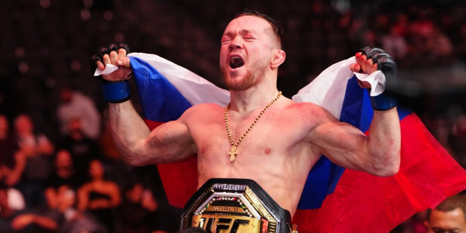 Surova brutalnost: Majko mila, ovo dugo niste videli - Rus promenio rivalu lični opis (VIDEO)