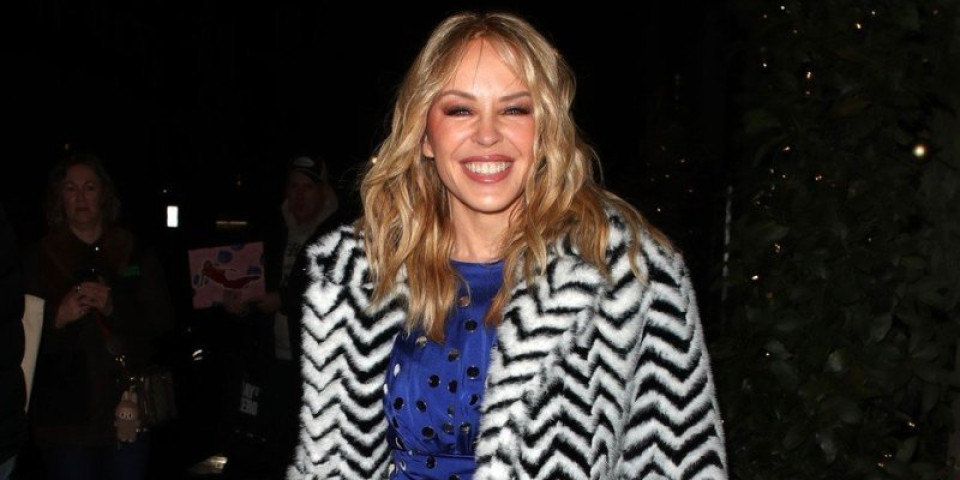 Bunda iz 1972. godine opet postala hit: Vintidž model opčinio sve dame, nosi je i Kajli Minog (FOTO)