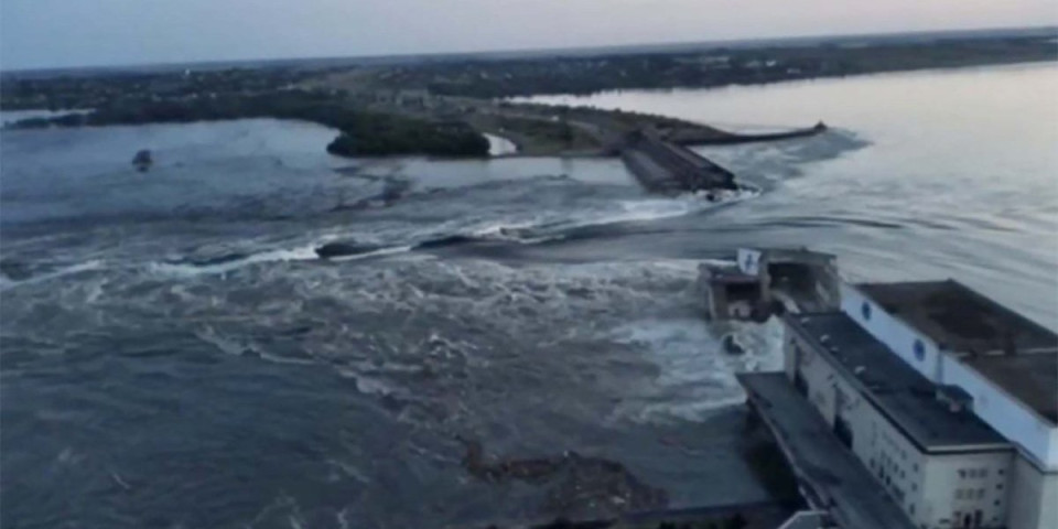 (VIDEO) Strava i užas! Ukrajina diže brane u vazduh, u toku panično povlačenje snaga - ruska ofanziva melje sve pred sobom