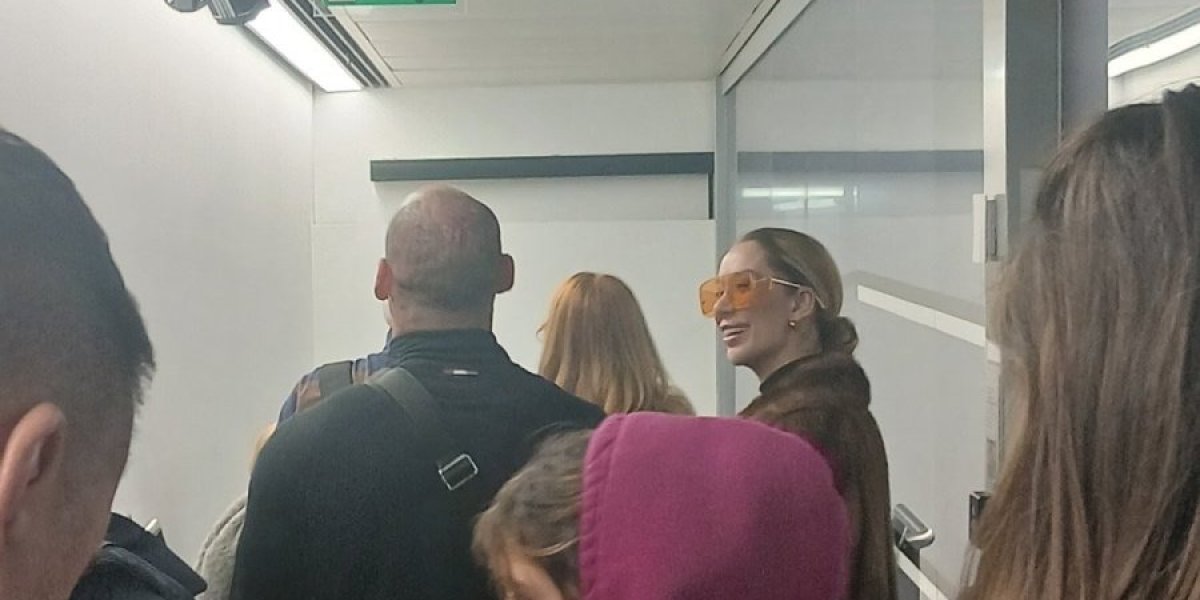 Tea Tairović sa suprugom Ivanom