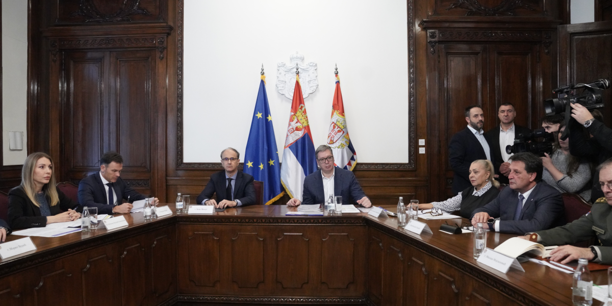 Udarno: U toku sastanak Vučića sa timom za energetsku stabilnost Srbije