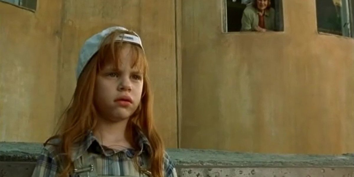 Sećate se crvenokose devojčice iz filma "Pad u raj"? Danas je prava seks bomba (FOTO)