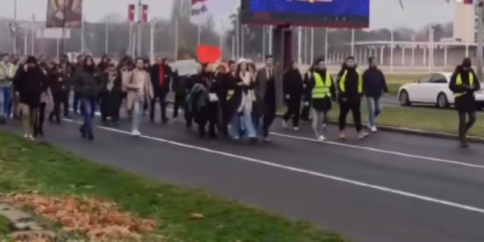 Blokaderi, šta to bi danas?! Propast u dva čina - snimak otkriva ko im danas nije došao na protest (VIDEO)