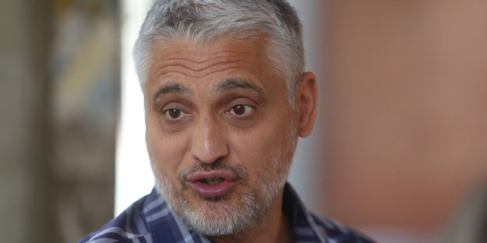 Čeda Jovanović isprozivao Kim Kardašijan: "Kad se osetite glupo, setite se..."