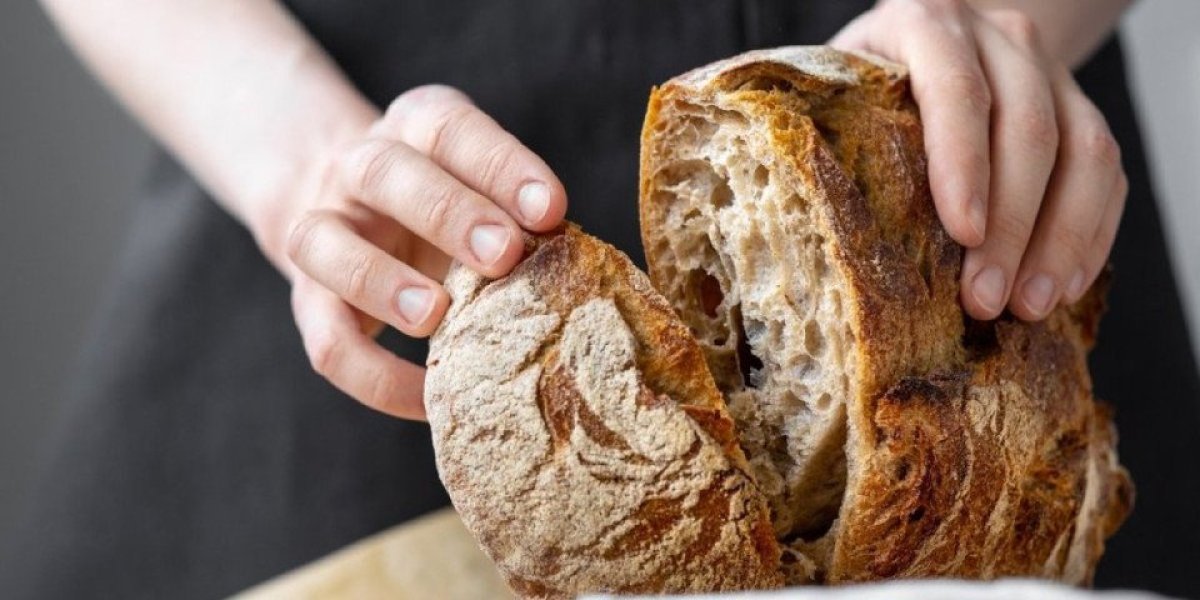 Kupio hleb, a unutra šok: Svašta su pronalazili, ali ovo?!