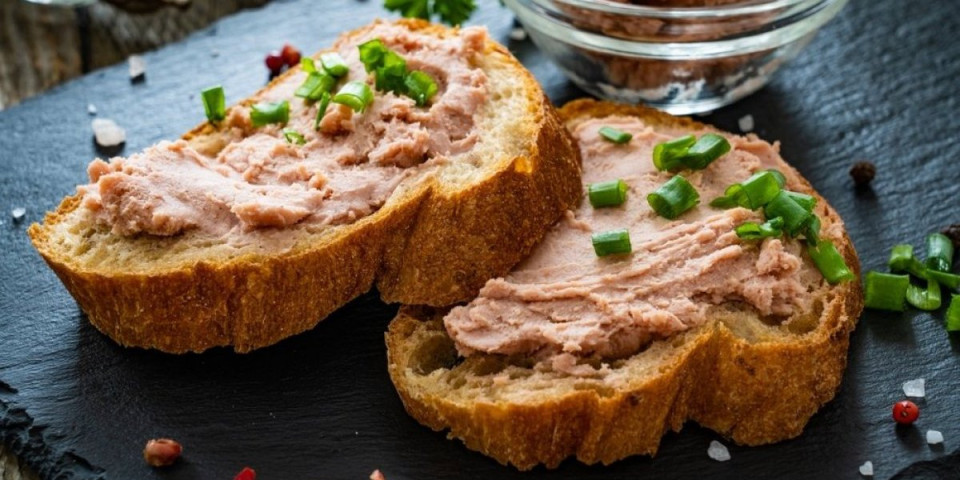 Domaća posna pašteta: Toliko dobra da nestaje u sekundi - sastojci će vas oduševiti