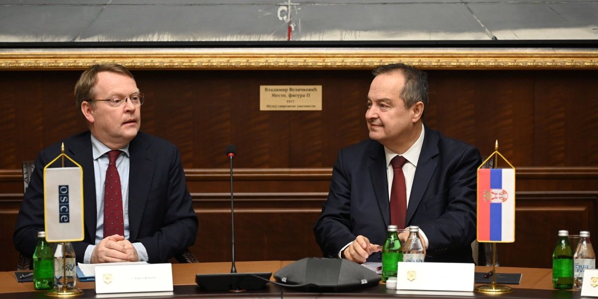 Dačić na sastanku sa visokim komesarom OEBS: MUP poštuje prava manjina