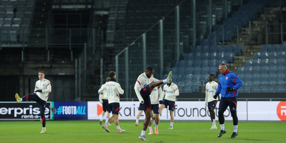 Sportinjo u Gracu: Pogledajte kadrove sa treninga Zvezde, Arnautović kao zapeta puška (FOTO/VIDEO)