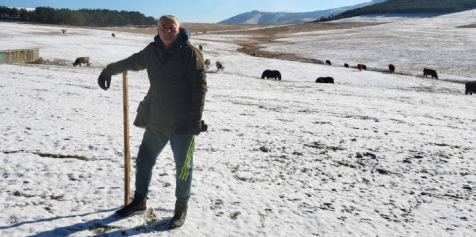 Pevač otišao iz Beograda - Sagradio dom na Zlatiboru: "Šetam svaki dan po 10 kilometara"