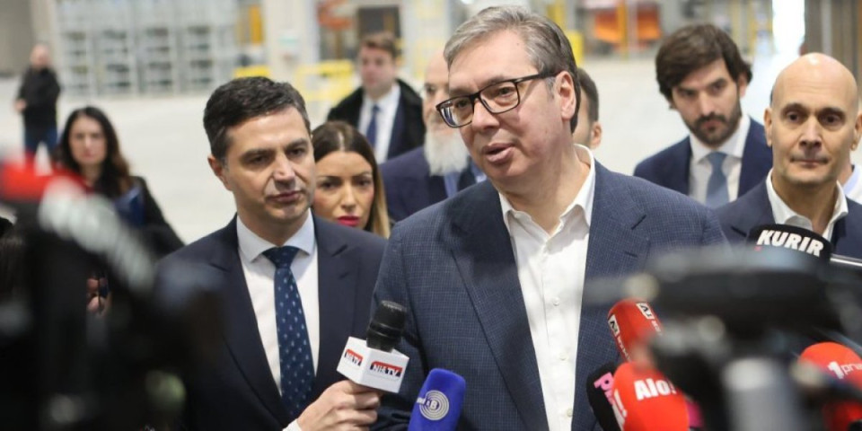 Nema stajanja: Ovo je detaljan plan predsednika Vučića - od obilaska fabrika do razgovora sa građanima
