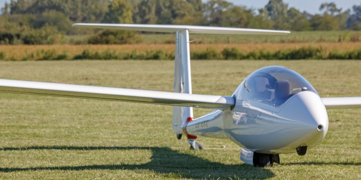 Pala jedrilica: Poginuo pilot