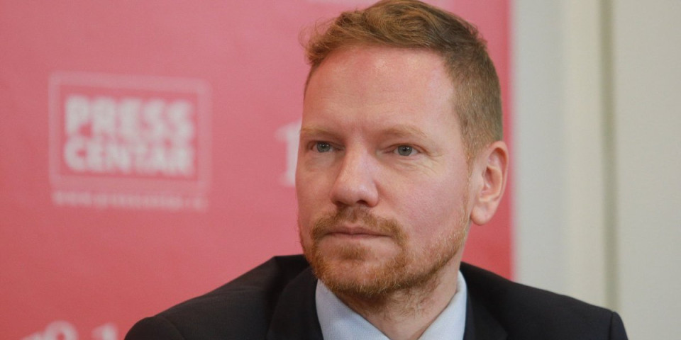 (VIDEO) Antonijević o medijskim trovačnicama: Pravili su emisije koje su ličile na "in memoriam" emisije