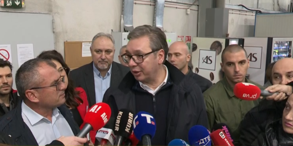 Skandal: Vučić je ušao u fabriku, a on je okrenuo glavu - predsednik otkrio detalje o susretu s jednim radnikom