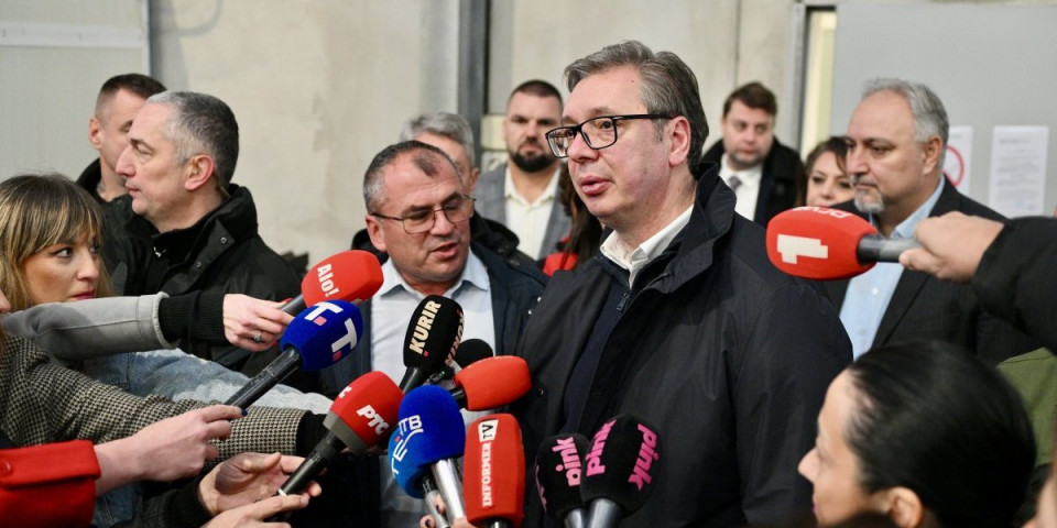 "Ne možete da mi nađete nijedan račun, nijednu vilu i razumem zašto me mrzite": Vučić na brutalan način odgovorio blokaderima