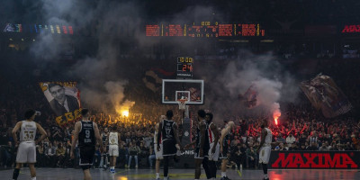 Haos u Areni posle večitog derbija: Sevale baklje i topovski udari, vatrogasci morali da reaguju (VIDEO)
