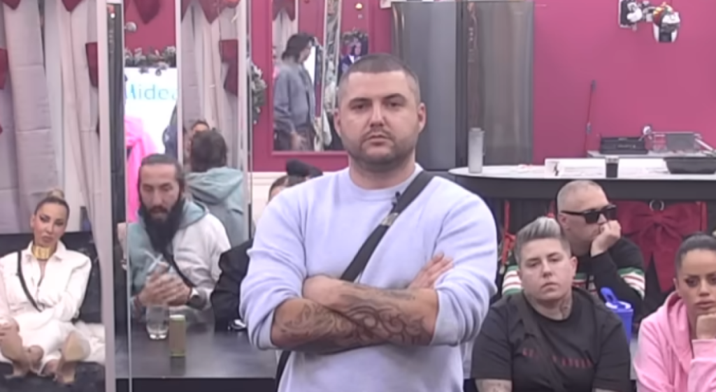 Asmin se slomio pred cimerima u Eliti zbog ćerke Nore: "Tri godine bez roditelja slavi..."