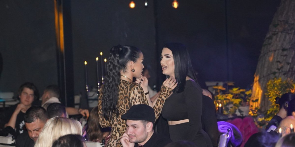 Pevačicina majka pustila glasčinu i ostavila sve u šoku: Na nju je nasledila talenat (VIDEO)