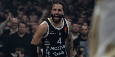 Životna priča Dvejna Vošingtona: Odrastao uz Kobija Brajanta, napustio Partizan, pa se vratio...