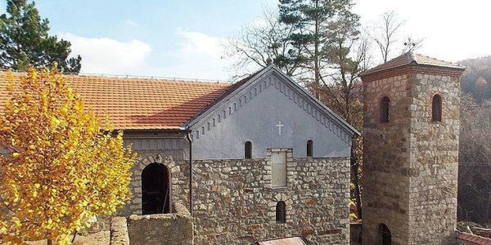 Legenda koju malo ko zna: Jedan svetac živeo u šupljem drvetu, a onda se desilo čudo